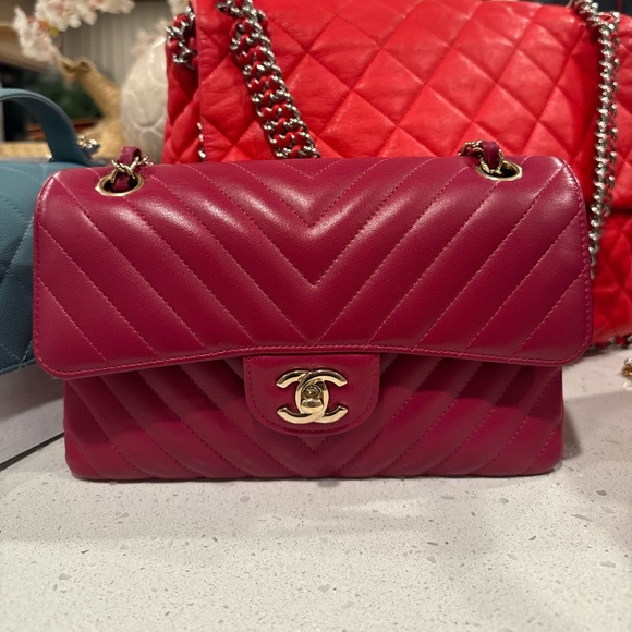 CHANEL 18B raspberry pink Classic double flap Chevron quilted, small - Picture 2 of 2
